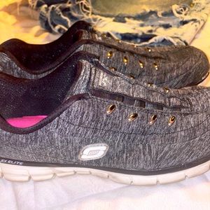 Sketchers elite comfort shoe